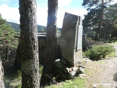 Lagunillas y Pico El Nevero; viajes fin de año fines de semana la barranca senderismo sevilla patone